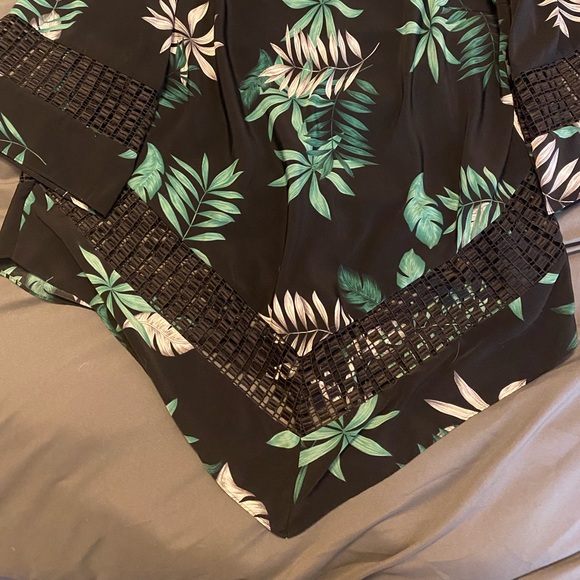 Beautiful 1x top by Alfani. - Picture 2 of 2